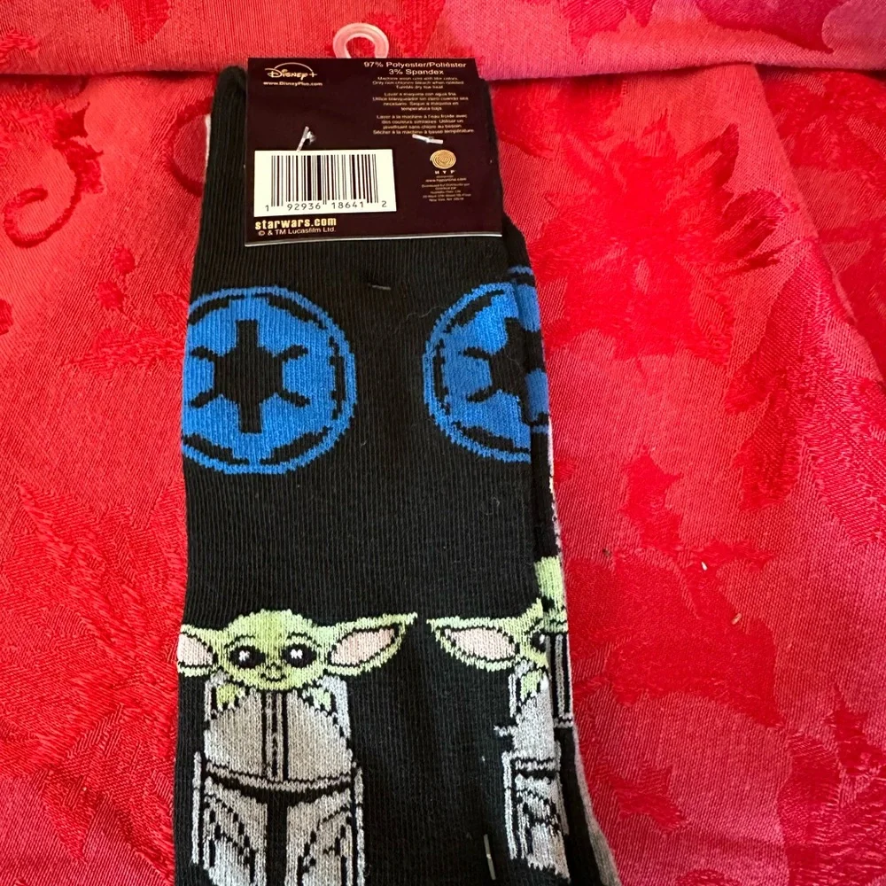 2 pack of Disney + Star Wars Mandalorian socks